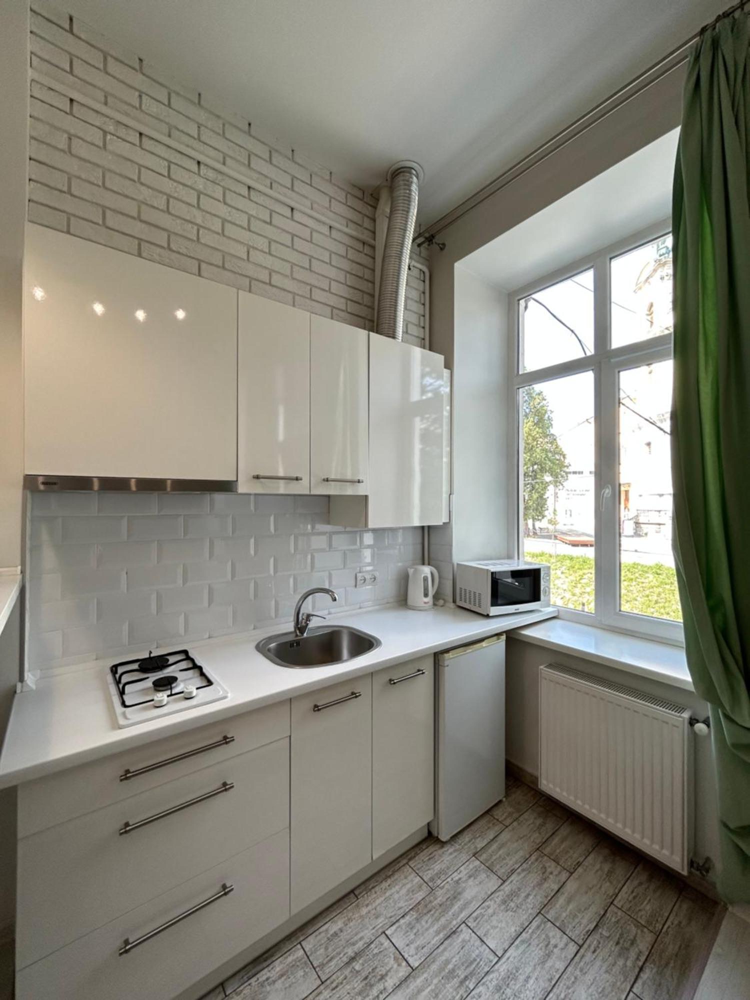 Modern Apartment In Old City Center Leópolis Exterior foto